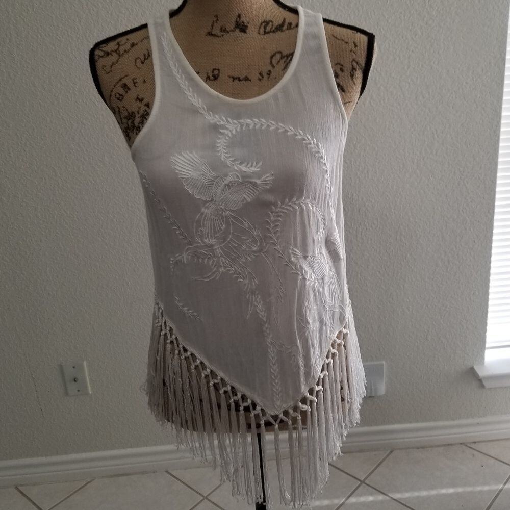 BUFFALO David Bitton embroidered tassel hem tank top sp in white